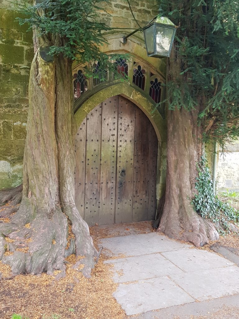 Stow (Durin's Door). Stow (Durin’s Door).