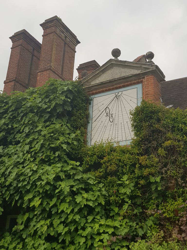 Packwood House (Sundial). Packwood House (Sundial).
